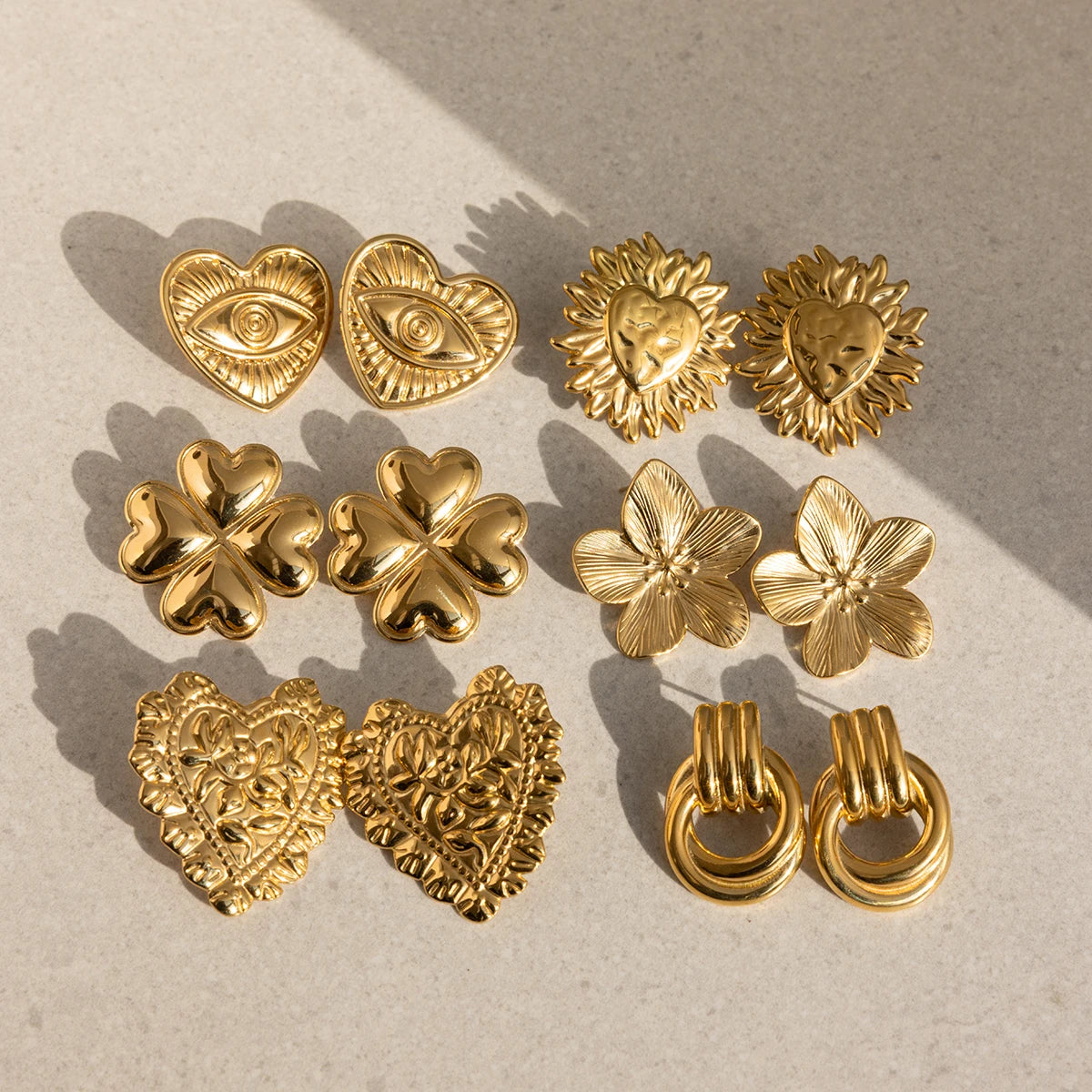 Uworld Classic 18K PVD Plated Gold Color Flower Heart Earring For Women Delicate Stainless Steel Earrings Waterproof Jewelry